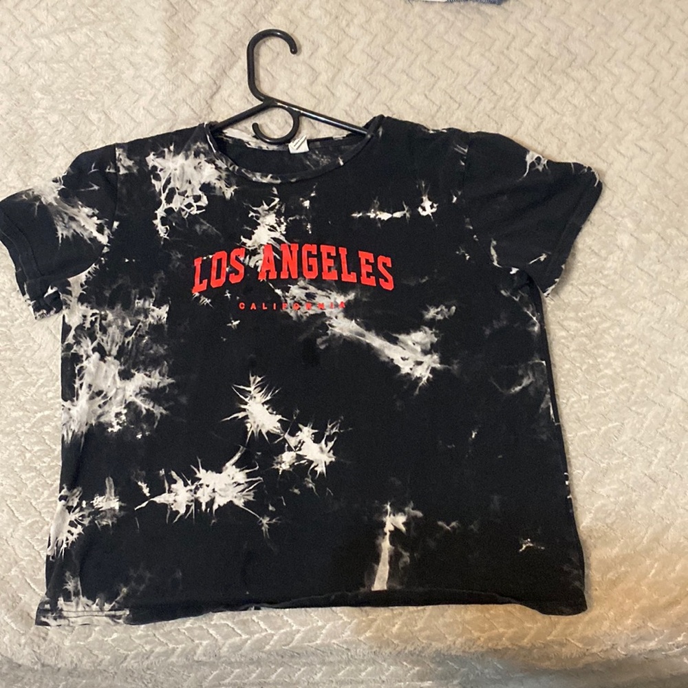 Selling a Los Angeles shirt size,12-14 boys